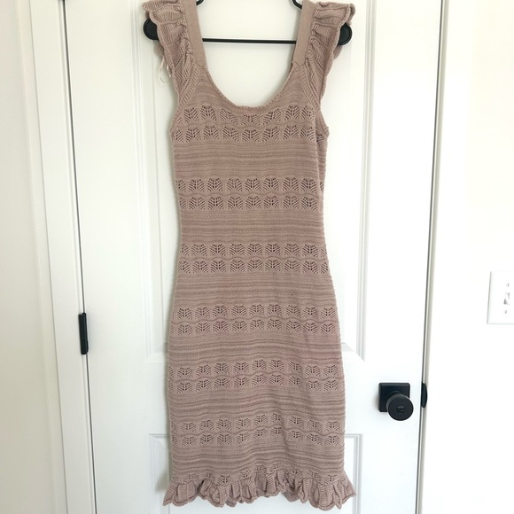 Freshman Tan Knit Midi Dress with Cap Sleeves Small - Picture 1 of 3